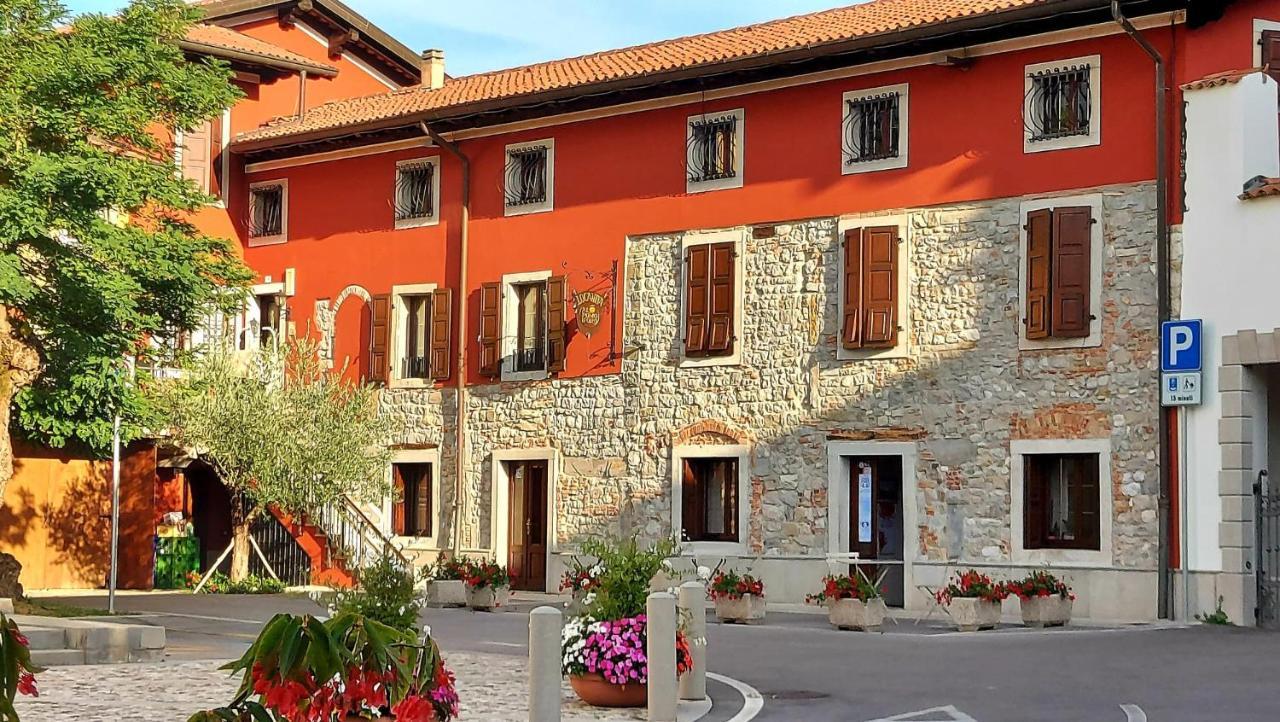 Hotel Locanda Al Pomo D'Oro Чивидале-дель-Фриули Экстерьер фото