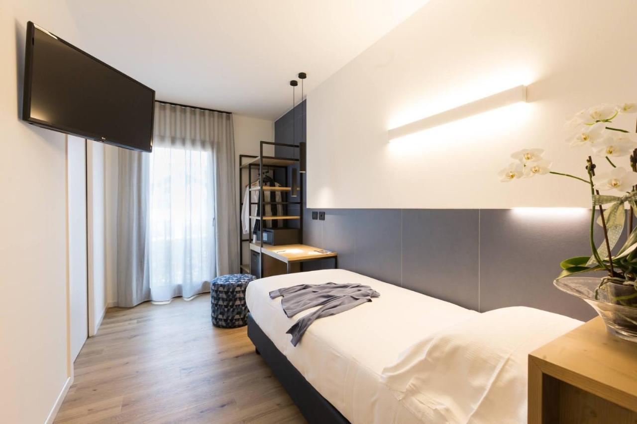 Hotel Locanda Al Pomo D'Oro Чивидале-дель-Фриули Экстерьер фото