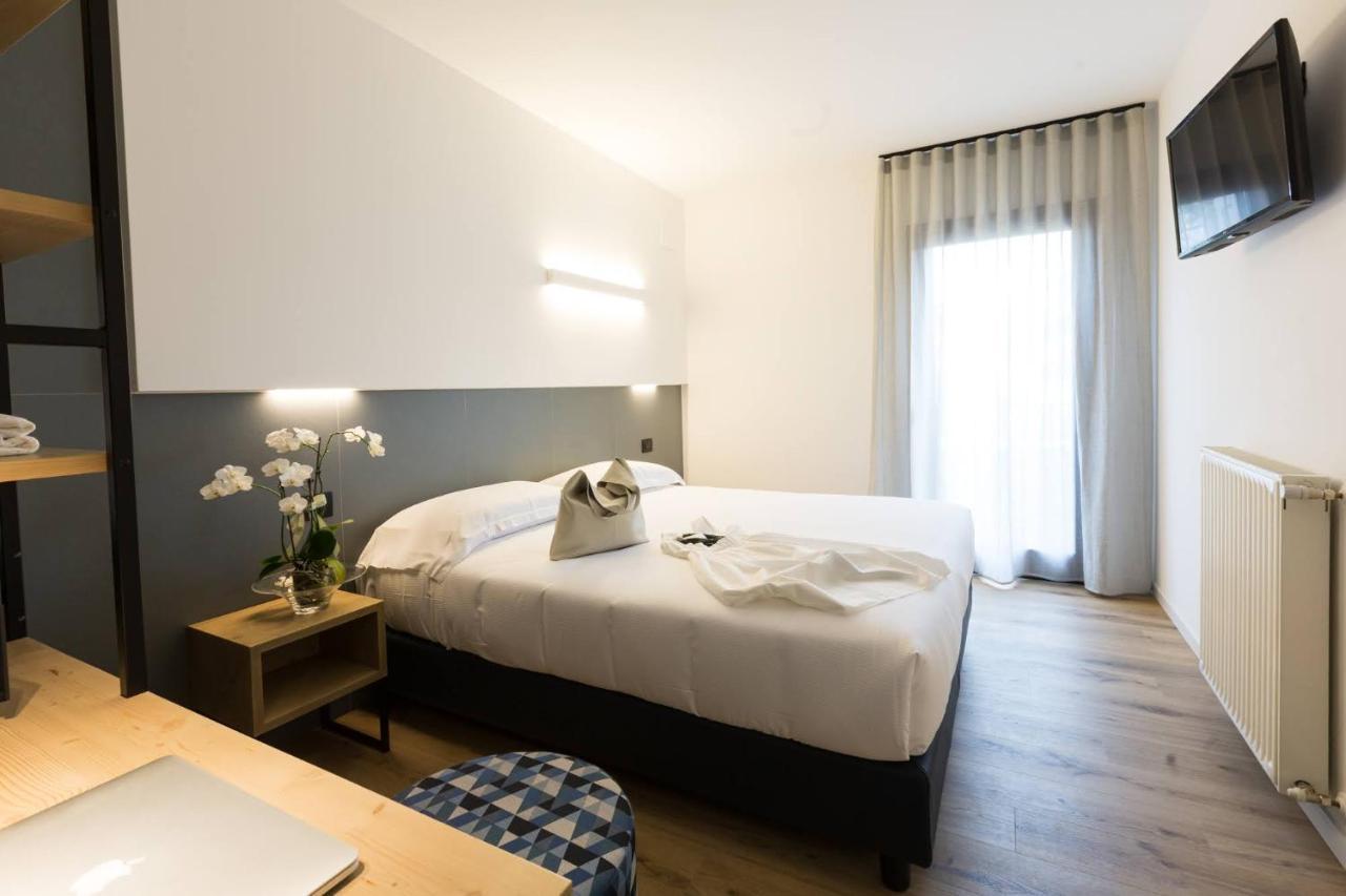 Hotel Locanda Al Pomo D'Oro Чивидале-дель-Фриули Экстерьер фото