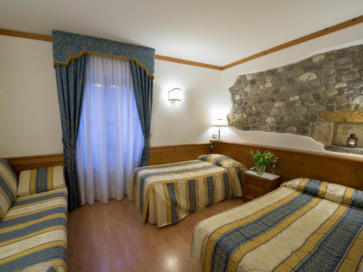 Hotel Locanda Al Pomo D'Oro Чивидале-дель-Фриули Экстерьер фото