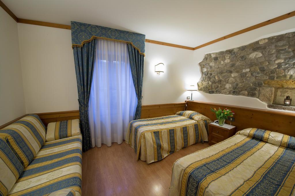 Hotel Locanda Al Pomo D'Oro Чивидале-дель-Фриули Экстерьер фото